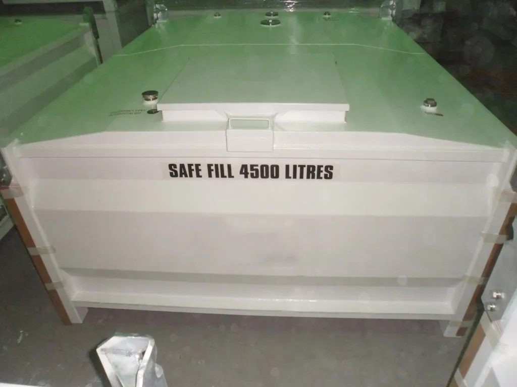 Cube-Kraftstofftank mit 4500 l Volumen